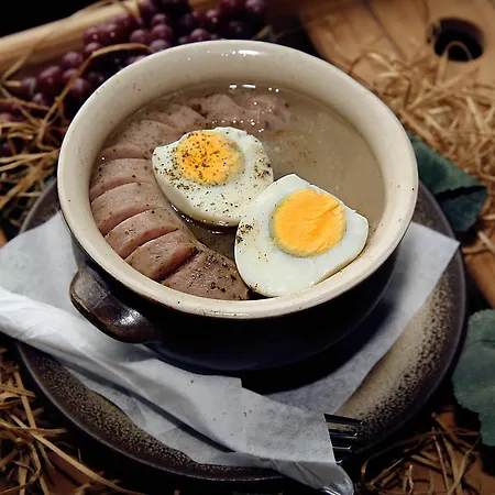 Inn Oberza Zlota Ges